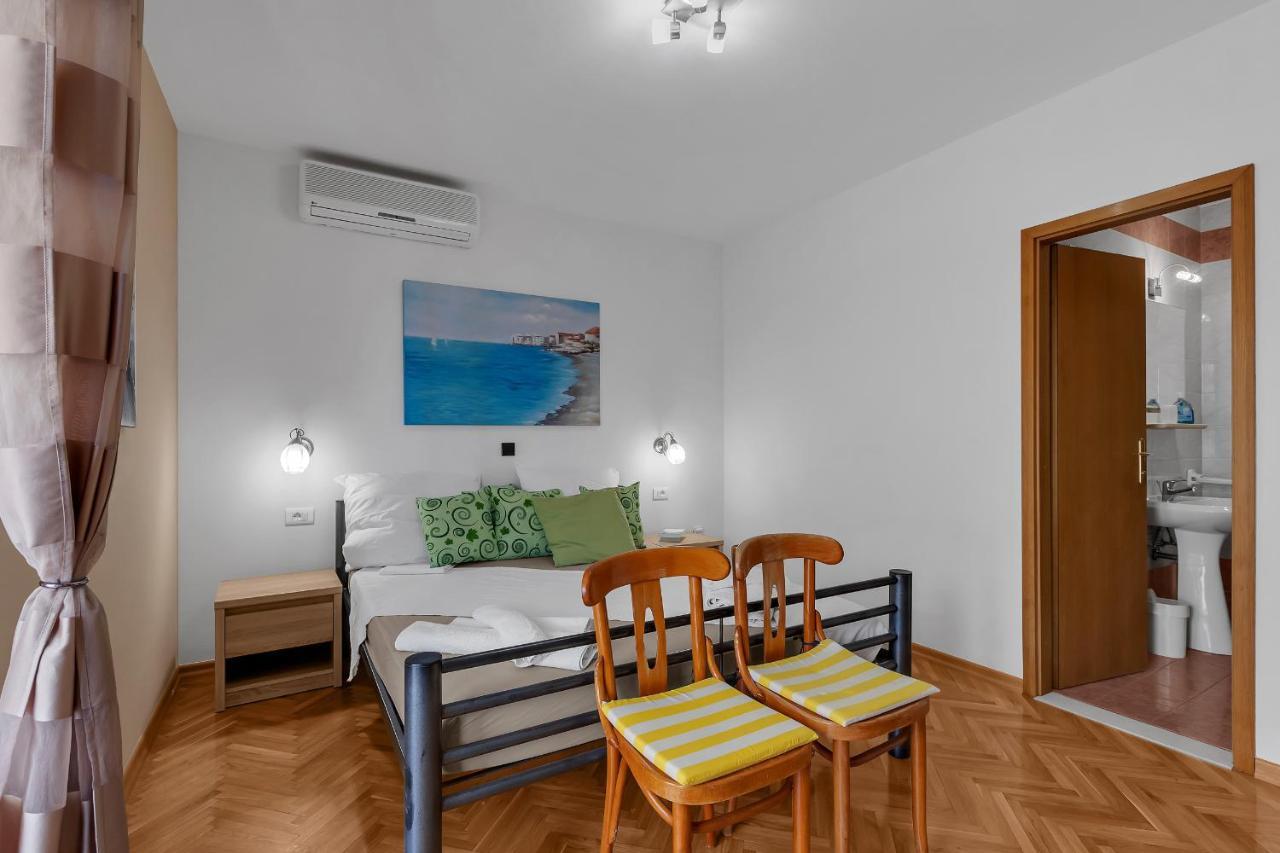 Guest House Lazeta Duće Extérieur photo