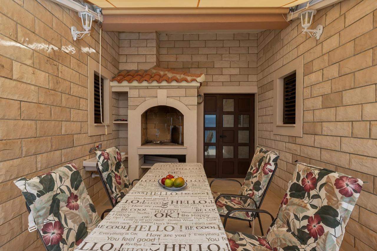 Guest House Lazeta Duće Extérieur photo