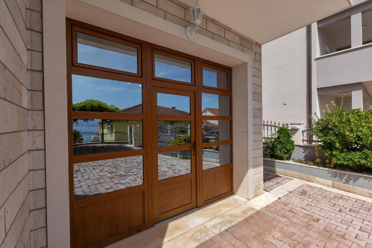 Guest House Lazeta Duće Extérieur photo
