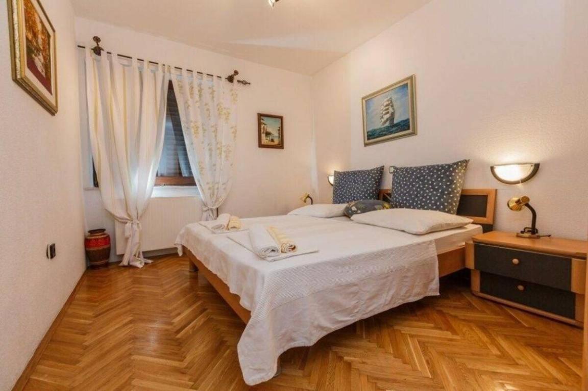 Guest House Lazeta Duće Extérieur photo